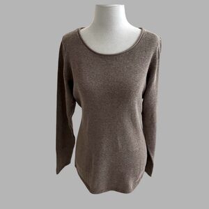 Old Navy Women’s Sweater Size Large L Taupe Soft Heather Knit Lightweight
